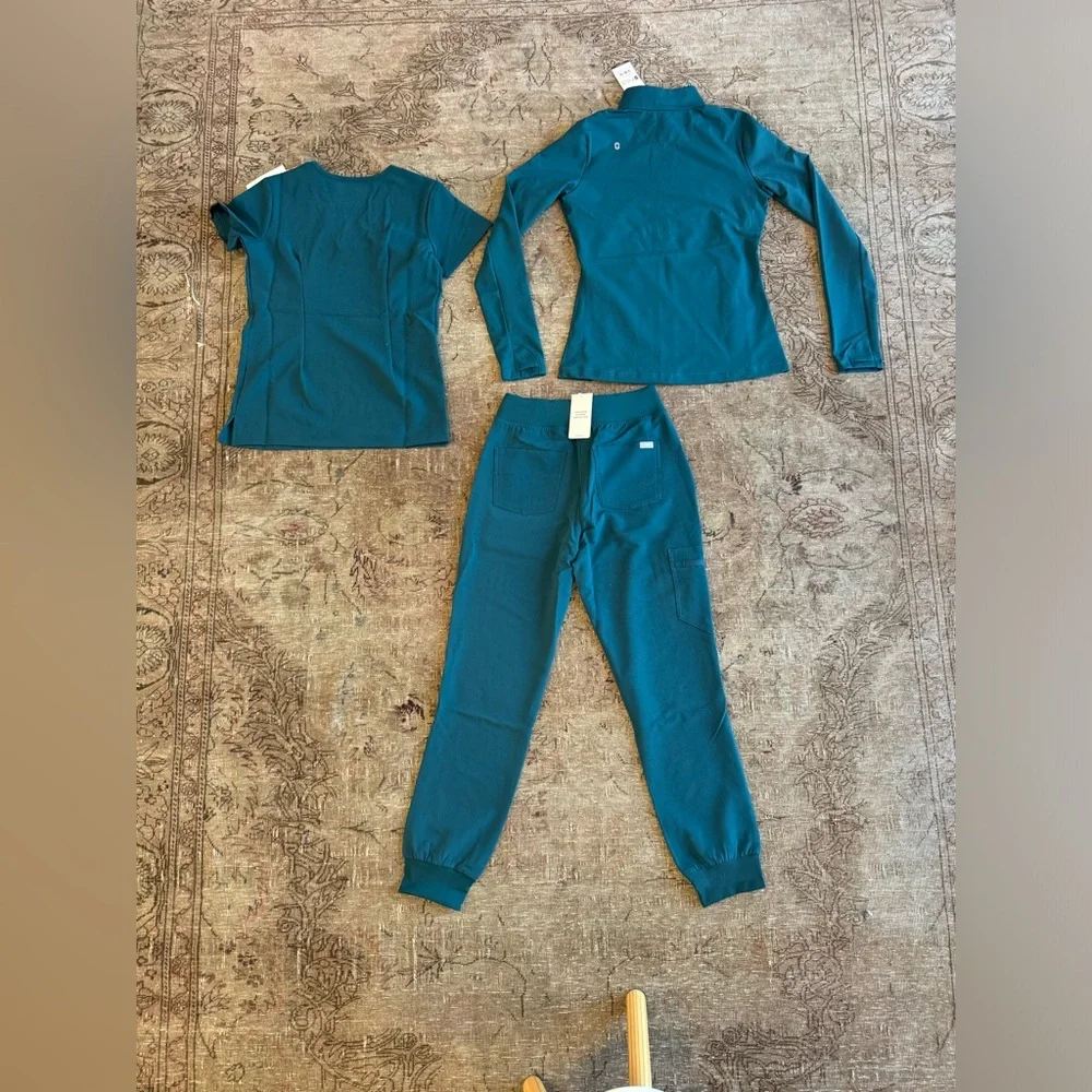 NWT 3-Pc Gorgeous Caribbean Blue FIGS set - Picture 6 of 11